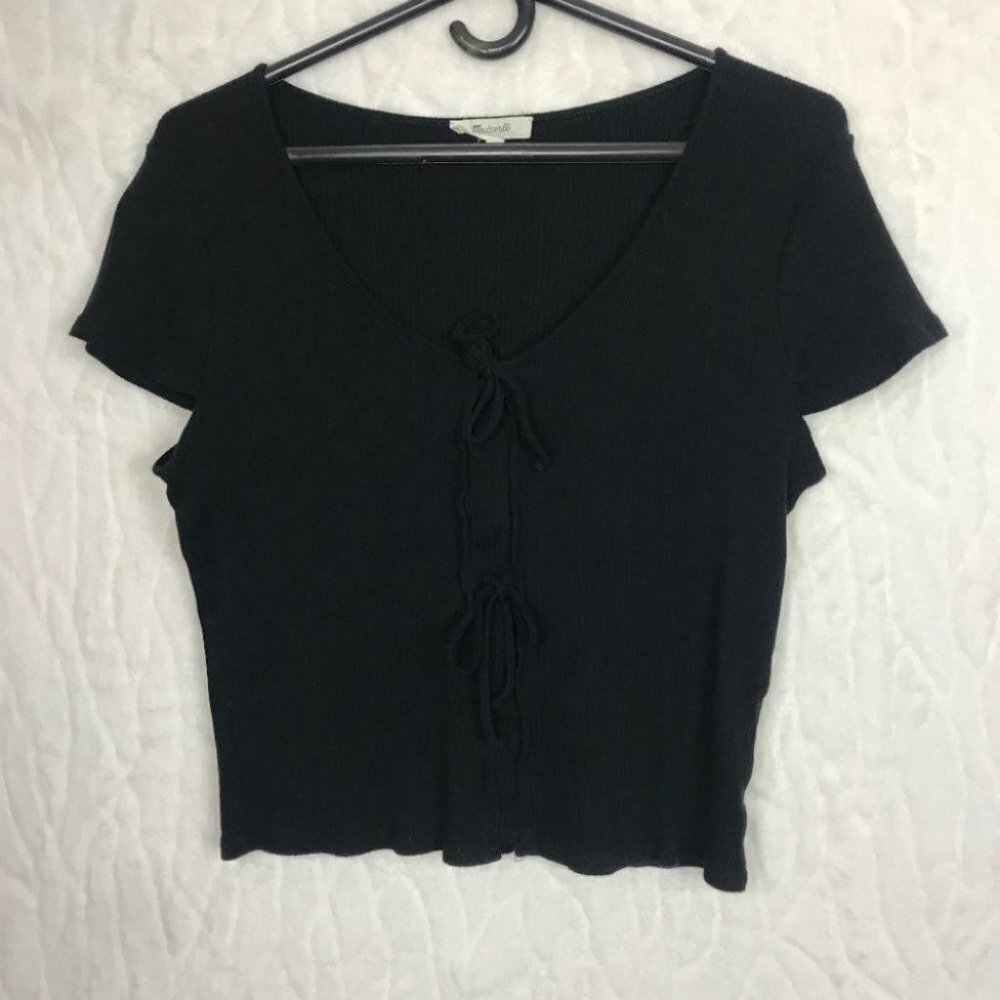 MADEWELL - Cropped Black Tee With Ties Up The Front Size M
